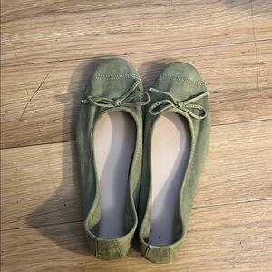 Green Ballet Flats